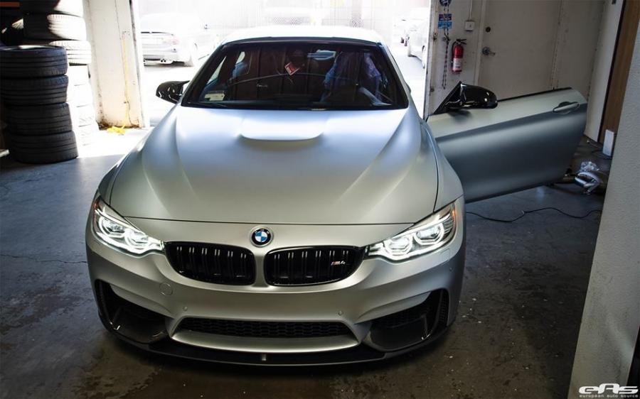  BMW M4 Coupe Frozen Silver M Performance 2016 года  (фото 8 из 10)